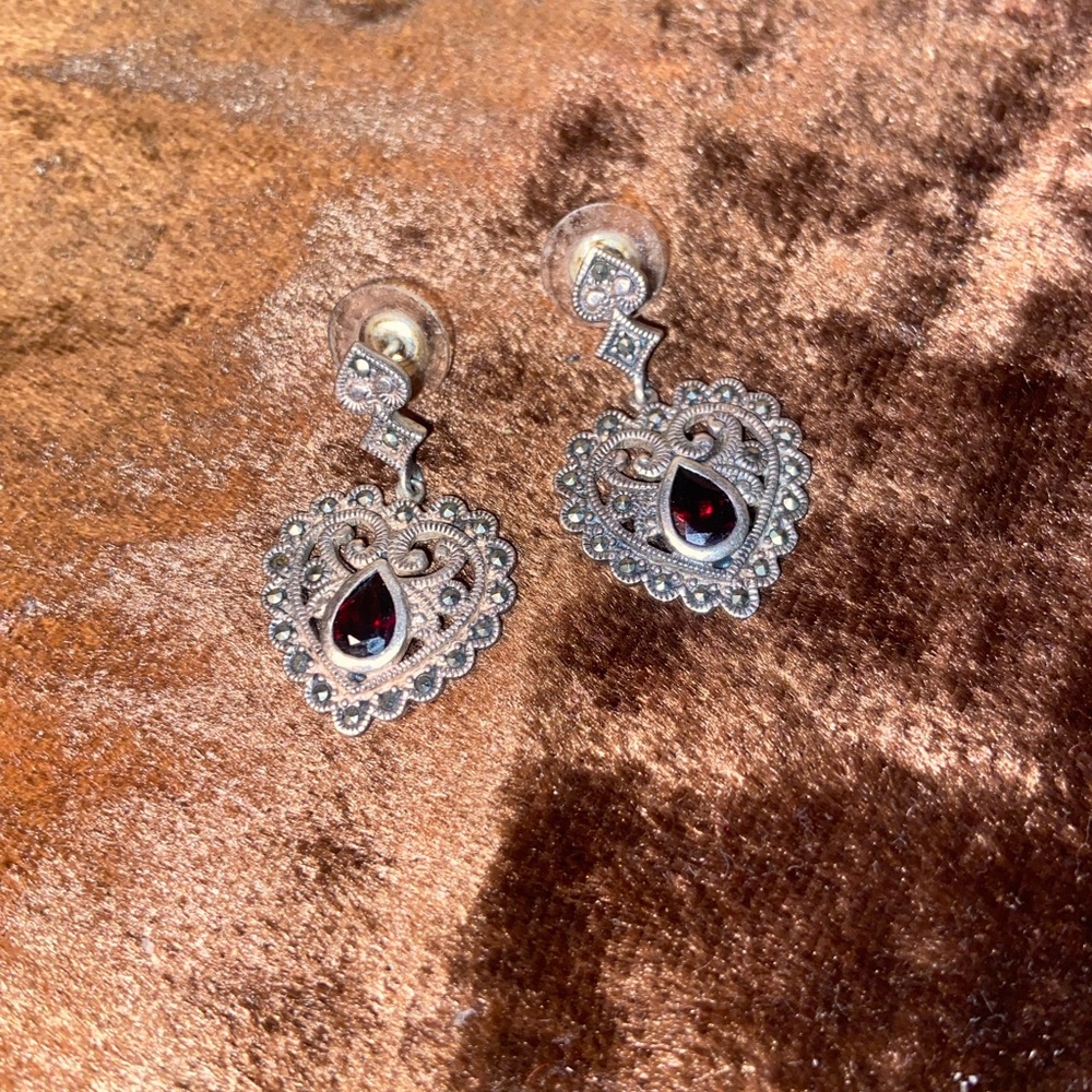 Vintage Garnet marcasite renaissance revival earrings - Picture 5 of 6